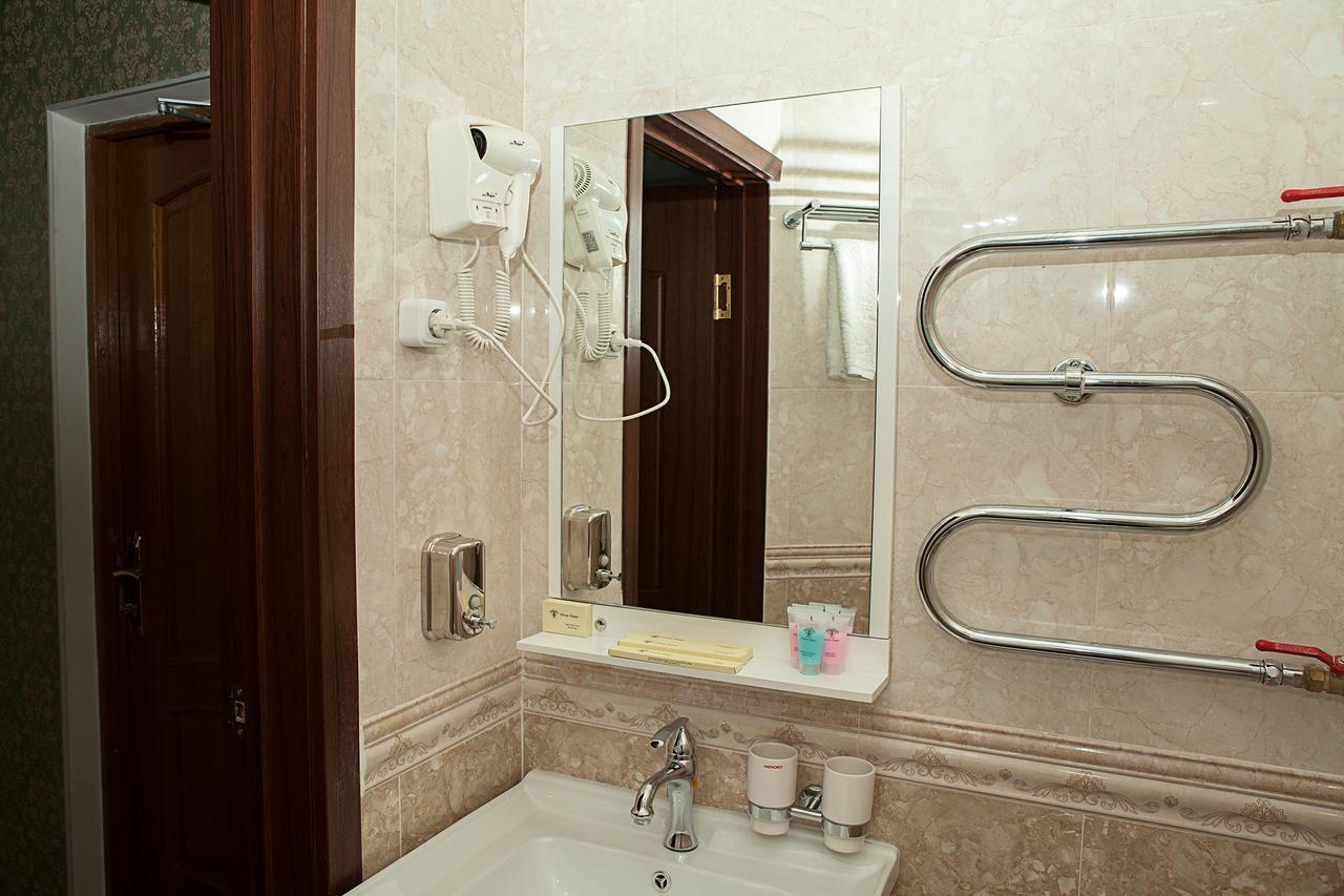 Hotel Topaz Astana Zewnętrze zdjęcie